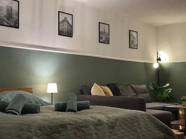 Hide Away Zurich-6floor,urban Studio, View דירה *